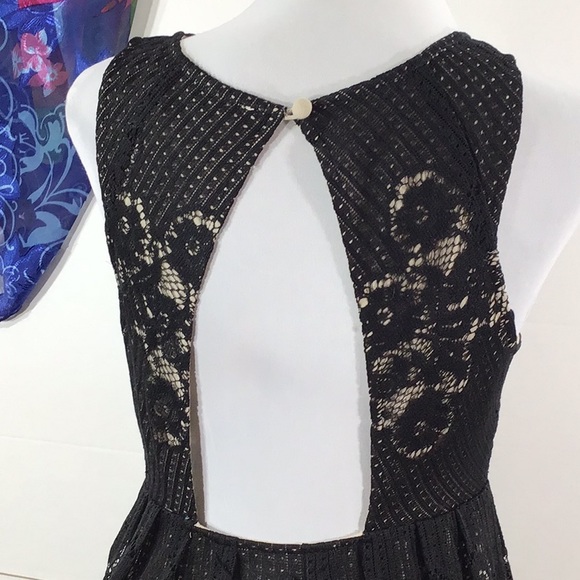 Free People black lace cutout dress 6 - Picture 8 of 12